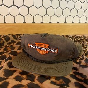 Vintage Harley-Davidson Black Hat with Logo
